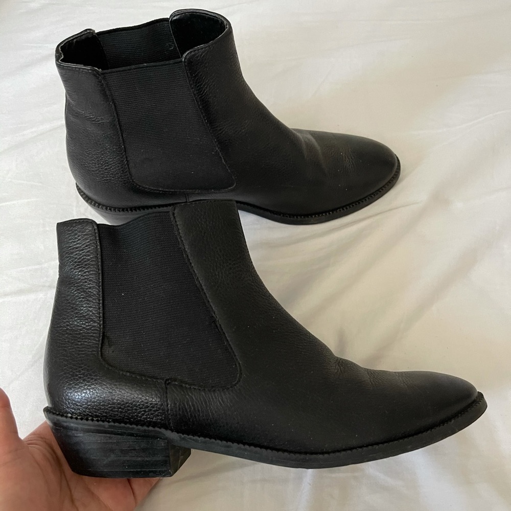 14th & Union Chelsea Pull On Ankle Boots